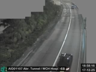 香港仔隧道近黃竹坑醫院 - 東行