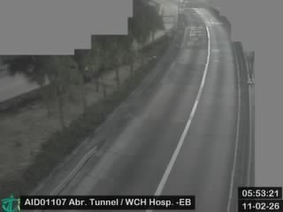 香港仔隧道近黃竹坑醫院 - 東行