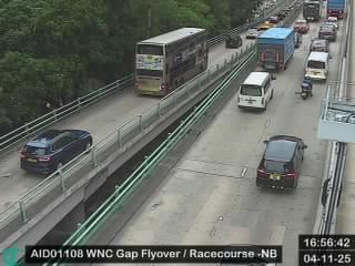 黃泥涌峽天橋近馬場 - 北行