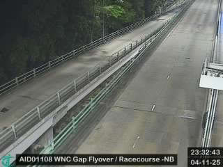 黃泥涌峽天橋近馬場 - 北行