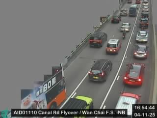 堅拿道天橋近灣仔消防局 - 北行