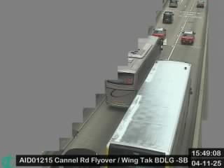 堅拿道天橋近永德大廈 - 南行