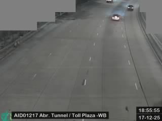 香港仔隧道近收費廣場 - 西行