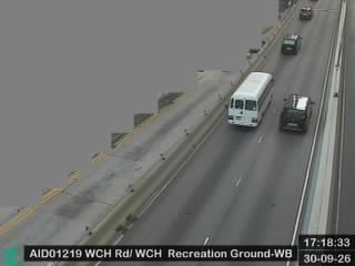 黃竹坑道行車近黃竹坑遊樂場 - 西行