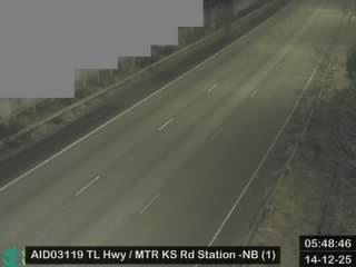 青朗公路近港鐵錦上路站 - 北行 (1)