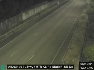 青朗公路近港鐵錦上路站 - 北行 (2)