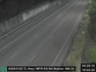 青朗公路近港鐵錦上路站 - 北行 (2)