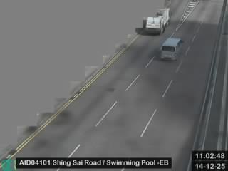 城西道近堅尼地城游泳池 - 東行