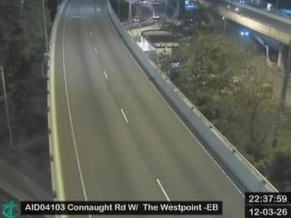 干諾道西天橋近西港中心 - 東行