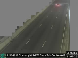 干諾道西天橋近信德中心 - 西行