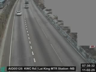 葵涌道近港鐵荔景站 - 北行