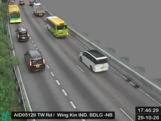荃灣路近永健工業大廈 - 北行