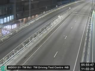 荃灣路近荃灣駕駛考試中心 - 北行