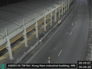 荃灣路近江南工業大廈 - 西行