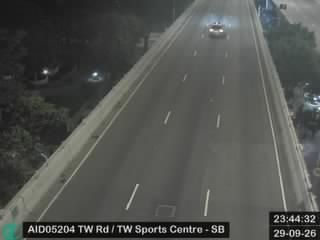 荃灣路近荃灣體育館 - 南行