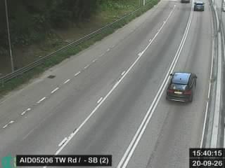 荃灣路近永基路五人足球場 - 南行 (2)