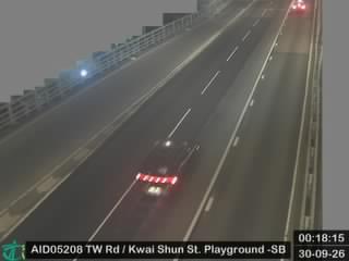 荃灣路近葵順街遊樂場 - 南行