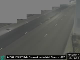 觀塘道近嘉域大廈 - 西行