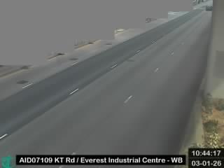 觀塘道近嘉域大廈 - 西行