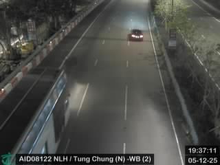 北大嶼山公路近東涌(北) - 西行 (2)