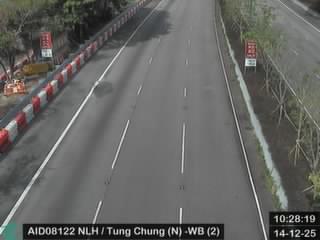 北大嶼山公路近東涌(北) - 西行 (2)