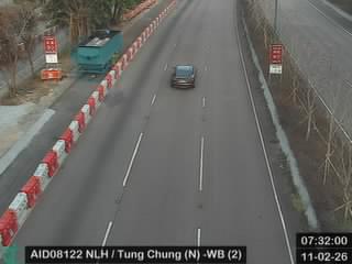 北大嶼山公路近東涌(北) - 西行 (2)