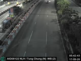北大嶼山公路近東涌(北) - 西行 (2)