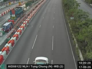 北大嶼山公路近東涌(北) - 西行 (2)