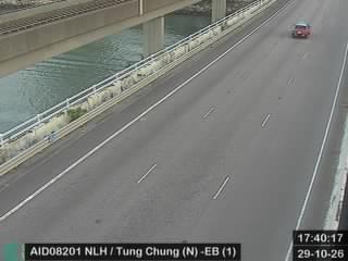 北大嶼山公路近東涌(北) - 東行 (1)