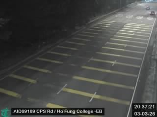 象鼻山路近可風中學 - 東行