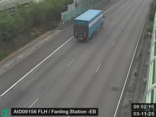 粉嶺公路近港鐵粉嶺站 - 東行