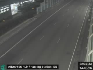 粉嶺公路近港鐵粉嶺站 - 東行