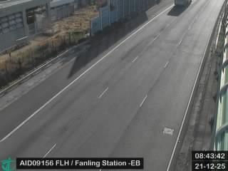 粉嶺公路近港鐵粉嶺站 - 東行