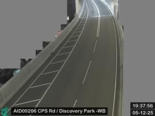 象鼻山路近愉景新城 - 東行