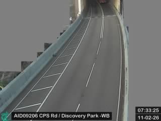 象鼻山路近愉景新城 - 東行