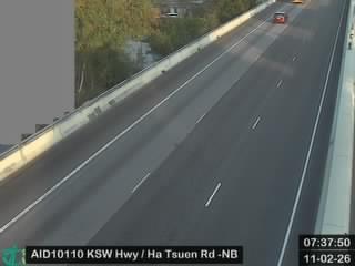 港深西部公路近廈村路 - 北行