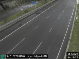 港深西部公路近直升機停機坪 - 南行