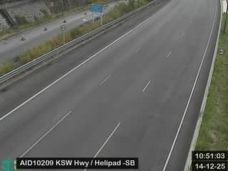 港深西部公路近直升機停機坪 - 南行