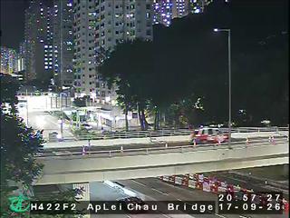 鴨利洲橋道近香港仔警署