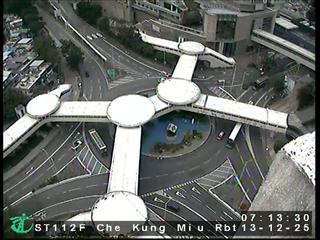 美田路近車公廟路迴旋處