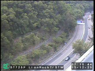 獅子山隧道公路近新田圍邨