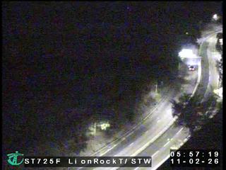 獅子山隧道公路近新田圍邨