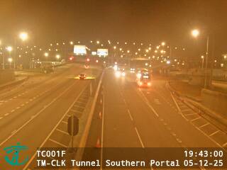 屯門-赤鱲角隧道南面入口