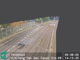 元朗公路近唐人新村交匯處 - 東行