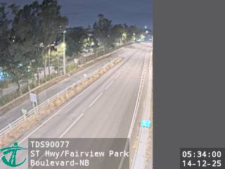 新田公路近錦綉花園大道 - 北行