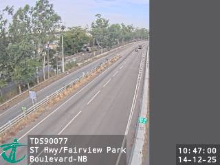 新田公路近錦綉花園大道 - 北行