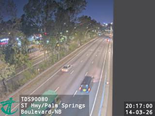 新田公路近加州花園大道 - 北行