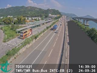 屯門公路近屯門公路巴士轉乘站 - 東行 (2)