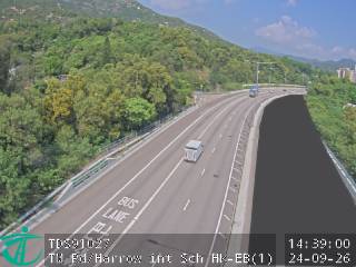 屯門公路近哈羅香港國際學校 - 東行 (1)