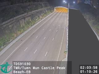 屯門公路近青山灣泳灘 - 東行